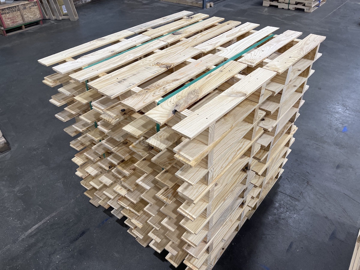 Wing Pallet